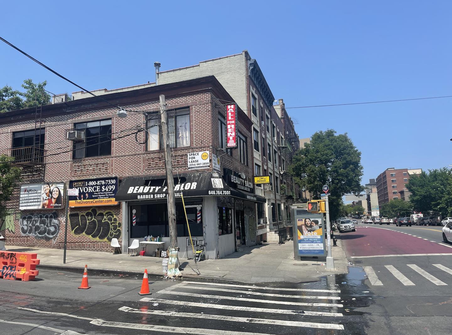 2239 Webster Ave